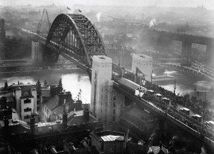 the construction of the Tyne Bridge